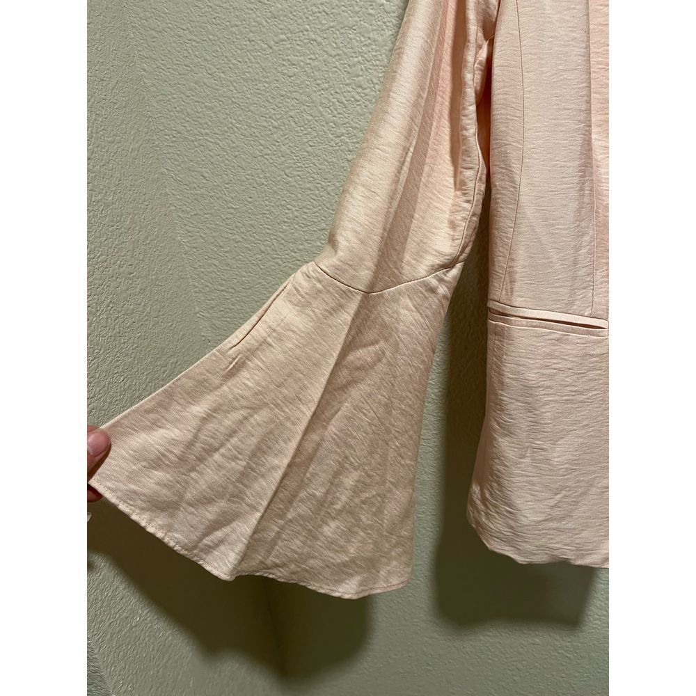 Lauren Conrad Pink Crinkle Open Front Blazer - Picture 5 of 5